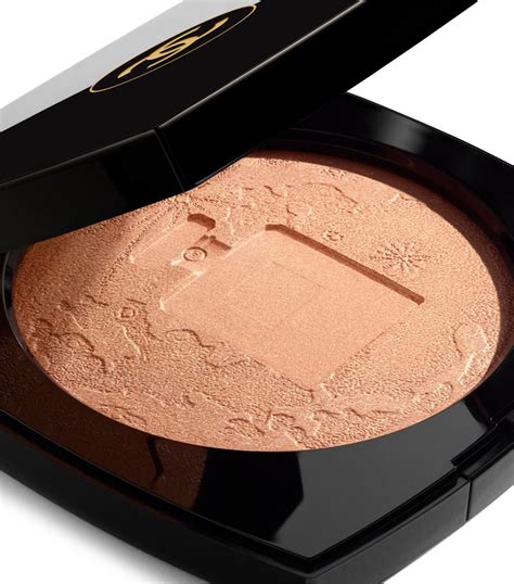 éclat lumière chanel|chanel illuminating powder.